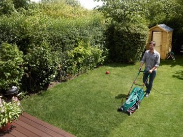 Bosch Rotak 370 ER Çim Biçme Makinası 1400W 37cm