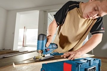 Bosch GST 12V-70 Dekupaj Testere 12V Aküsüz