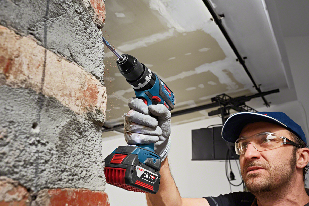 Bosch Professional GSB 18V-60 Akülü Darbeli Delme Vidalama Makinesi