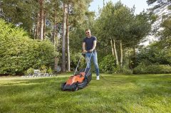 Black Decker BEMW451-QS Elektrikli Çim Biçme Makinası 1200W 32cm