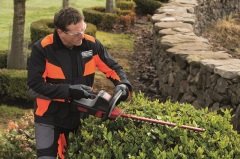 Oregon HT255 Şarjlı Çit Biçme Makinası 6.0Ah + C750