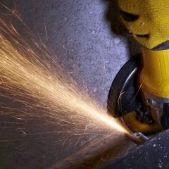 DeWalt DWE4016 Avuç Taşlama 730W 115mm