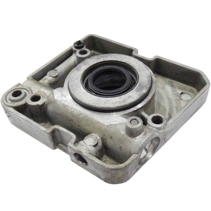 Husqvarna 503463702 Yağ Pompası Komple - Husqvarna 394, 395