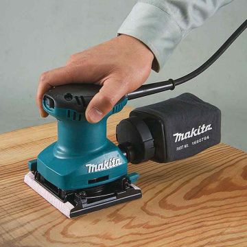 Makita BO4557 Avuç İçi Titreşim Zımpara