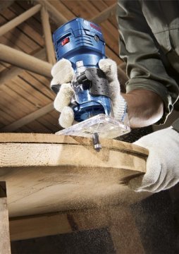 Bosch Professional GKF 550 Kenar Frezesi