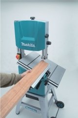 Makita LB1200F Şerit Testere Makinası 900W